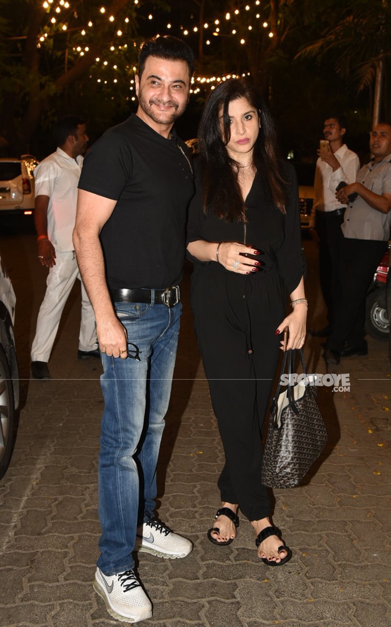 Chachu Sanjay Kapoor Arrived With Wife Maheep