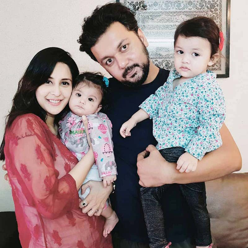 Chahat Khanna And Farhan Mirza With Kids