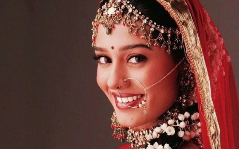 ‘I Got A Letter Written In Blood’: Amrita Rao On The Marriage Proposals She Received After Vivah’s Success