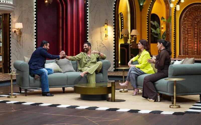 Saif Ali Khan And Akshay Kumar Share Hilarious ‘Helicopter’ Story From Yeh Dillagi’s Shoot On Two Much With Kajol And Twinkle