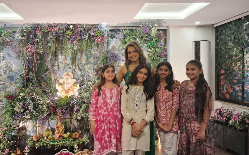 Ganapati Festival 2025: Isha Koppikar On Her Special Bond With Bappa-“I Always Want Him Close To Me"