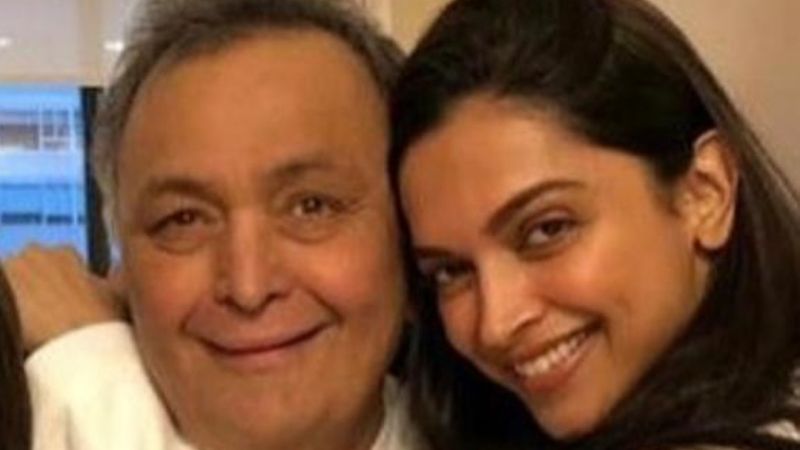 After Irrfan Khan's Death, A Speechless Deepika Padukone Mourns Rishi Kapoor's Sudden Demise With A Blackout Picture
