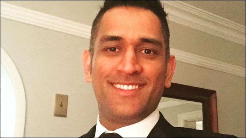 BREAKING: Mahendra Singh Dhoni Announces Retirement From International Cricket, Leaving Fans Devastated