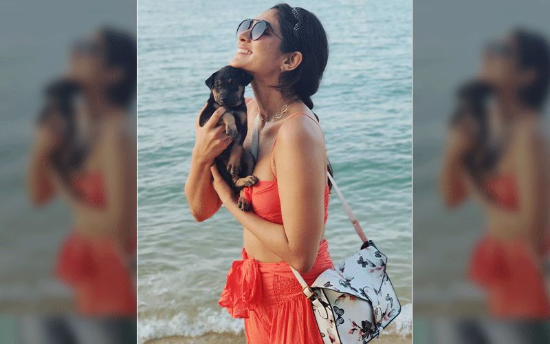 Sizzling Diva Deepti Sati Looks Beach Ready, Actress Shares On Instagram