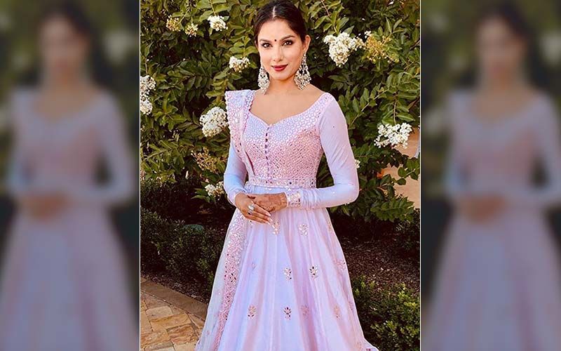 Firangi Actress Monica Gill’s Grandmother Dance Will Take Your Heart-Watch Video