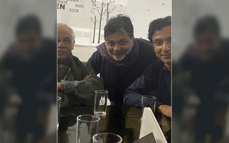 Srijit Mukherji Shares Selfie With Professor Shonku And Feluda On Twitter
