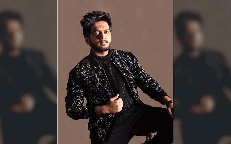 ‘Dhurala' Star Amey Wagh's Smouldering Handsome Post On Instagram Is Making A Style Statement