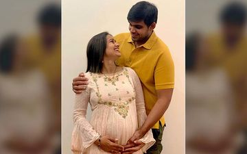 Wrestler Babita Phogat Announces Her Pregnancy; Shares A Pic Flaunting Her Baby Bump With Husband Vivek Suhag