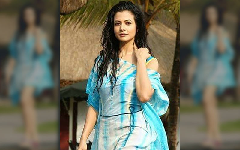 Actor Ankush Compliments Koel Mallick Look For Mitin Mashi, Wishes All The Best For The Film