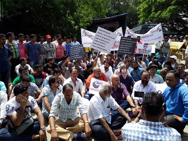 FWICE protest outside the main gate of goregaon filmcity