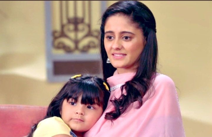 Ghum Hai Kisikey Pyaar Meiin SPOILER Alert: Bhavani Plans A Secret DNA Test Of Savi To Reveal Her Truth; Pakhi Loses Her Calm At Sai