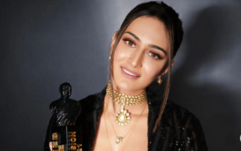 Erica Fernandes Bags Dadasaheb Phalke Award For Best Actress On Indian TV; Gives Glimpse Of The Celebration As She Thanks Fans For Their Love