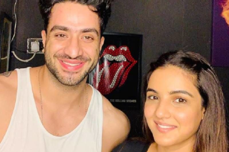 Bigg Boss 14 UNSEEN UNDEKHA: Best Friends Jasmin Bhasin And Aly Goni Plan To Go To Iceland Post The Show; Latter Has Full Plans To Ditch - WATCH