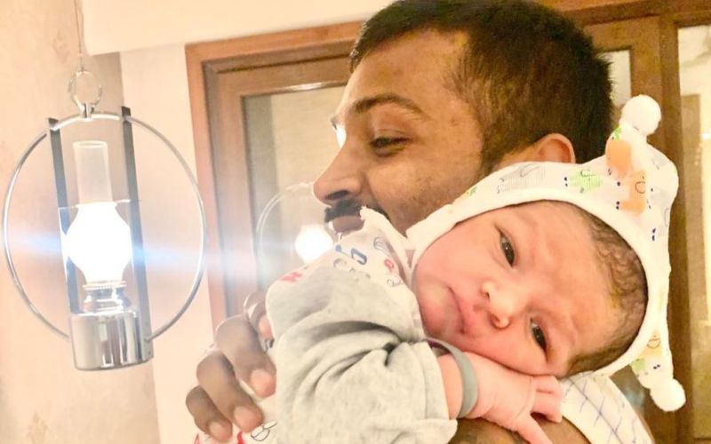 Cricketer Hardik Pandya Reveals Not Seeing His Baby Boy Agastya From Past 4 Months; Says A Lot Has Changed After Embracing Fatherhood - VIDEO