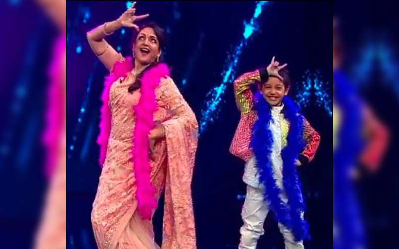 Super Dancer Chapter 4 Dream Girl Hema Malini Mesmerises Everyone As She Matches Contestant Florina Gogoi S Energy And Grooves With Her Watch