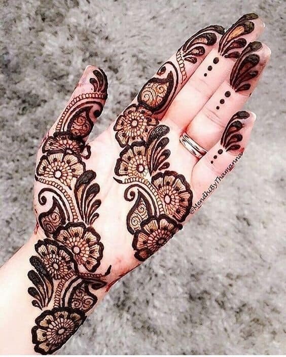 9 New and Gorgeous Bail Mehndi Designs with Pictures | Styles At Life