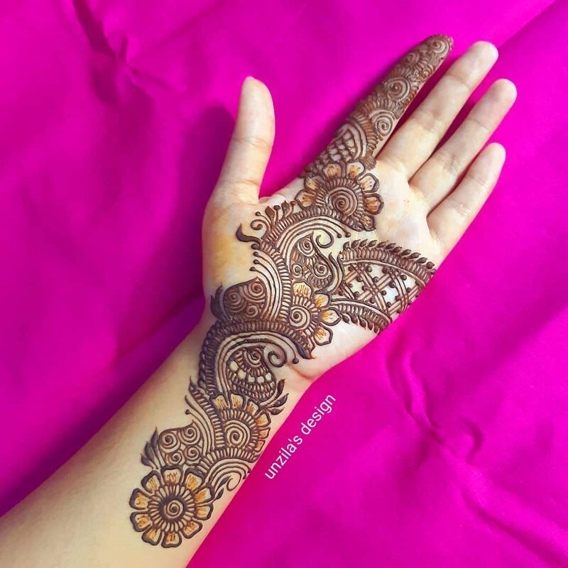 Super Trendy & Unique Arabic Mehendi Designs For Brides!