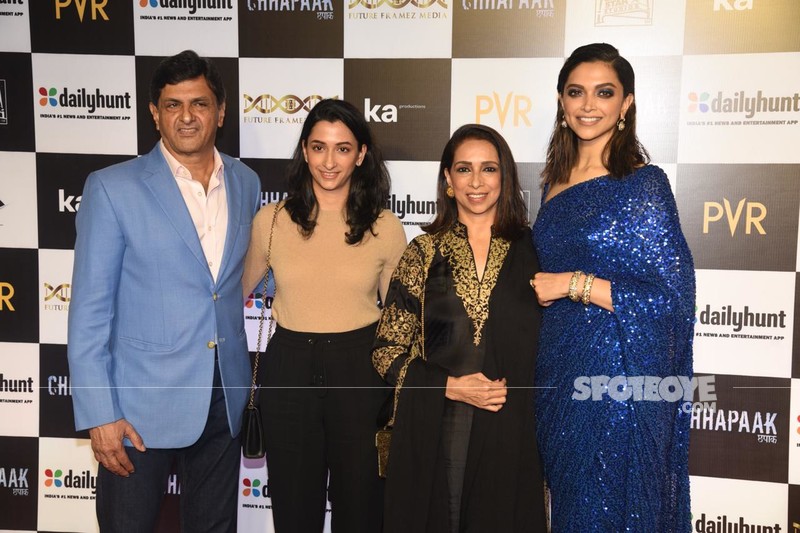 Deepika Padukone with family