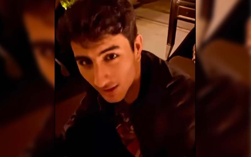 Saif Ali Khan's Son Ibrahim Ali Khan Looks Cool As He Jams To Katrina Kaif's Afghan Jalebi At A Rooftop Party -WATCH VIDEO