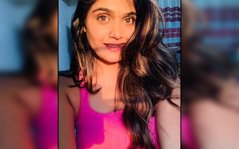 Isha Keskar Flaunts Her Love For Pink On Social Media