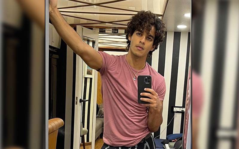 Ishaan Khatter Reveals His Favourite Yoga Partner; Shares A Picture Of THIS Actress - Find Out