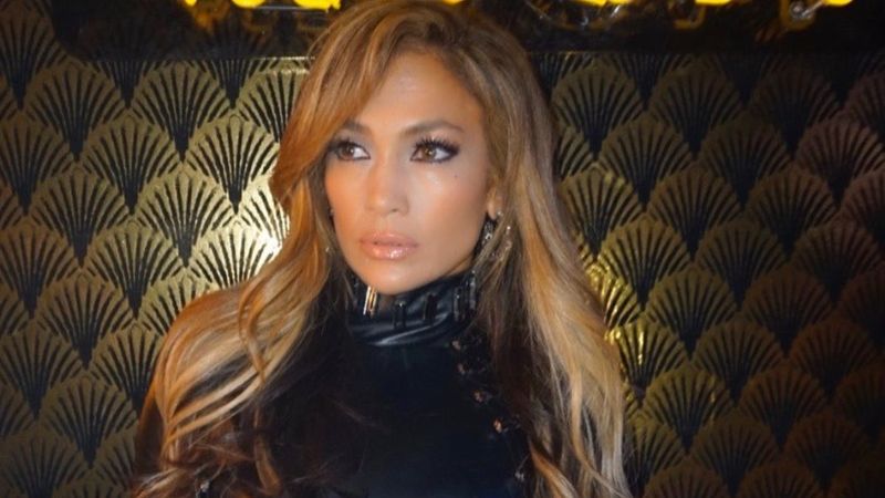 Jennifer Lopez Sued For A Whopping $150,000 Over An Instagram Pic; Photographer Claims Singer Didn’t Pay Before Using It
