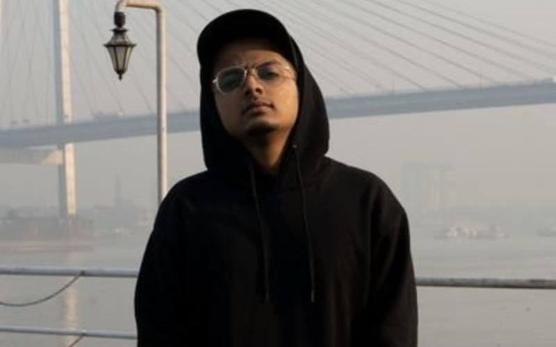 Hustle 2: Kolkata’s Renowned Rapper JTrix Praises And Applauds His Bandhu MC Headshot For His EPIC Performance!