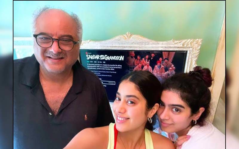 Janhvi Kapoor, Khushi Kapoor And Boney Kapoor Share A Happy Selfie And Review Arjun Kapoor's 'Sardar Ka Grandson'; 'The Only Family Almost As Mad As Ours'