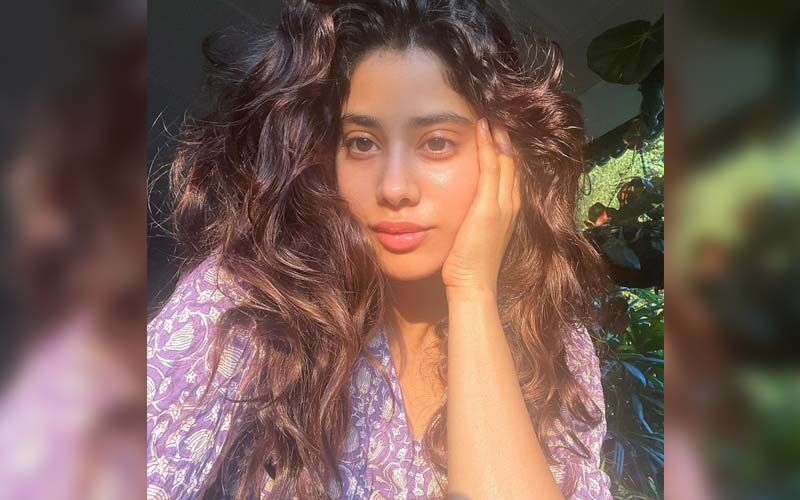 Janhvi Kapoor Speaks About The Schedule Of Helen Remake That Broke Her 'Physically And Mentally'; Says 'I Try To Be As Honest An Actor As Possible'