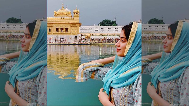 Dostana 2: Janhvi Kapoor Seeks Blessings At The Golden Temple After Relishing Some Punjabi Lassi