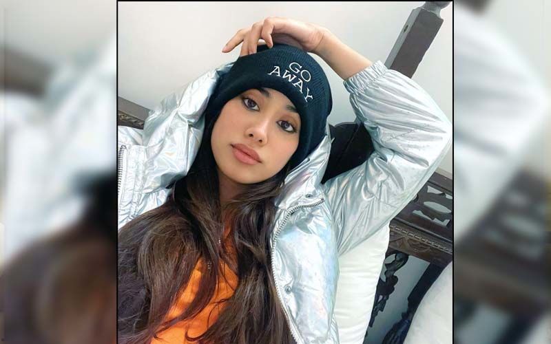 Janhvi Kapoor's Hilarious Response To A Fan Asking Her For A Kiss Wins The Internet; See Pic