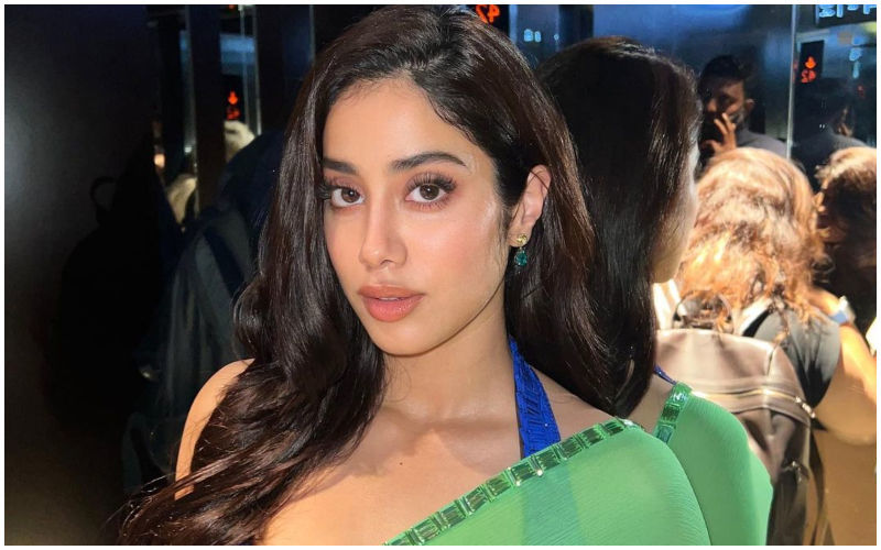 Janhvi Kapoor Looks Gorgeous As Ever In White Crop Top And Stylish Flare Jeans! Her Cute Bright Smile Sends Internet In A Total Meltdown-WATCH
