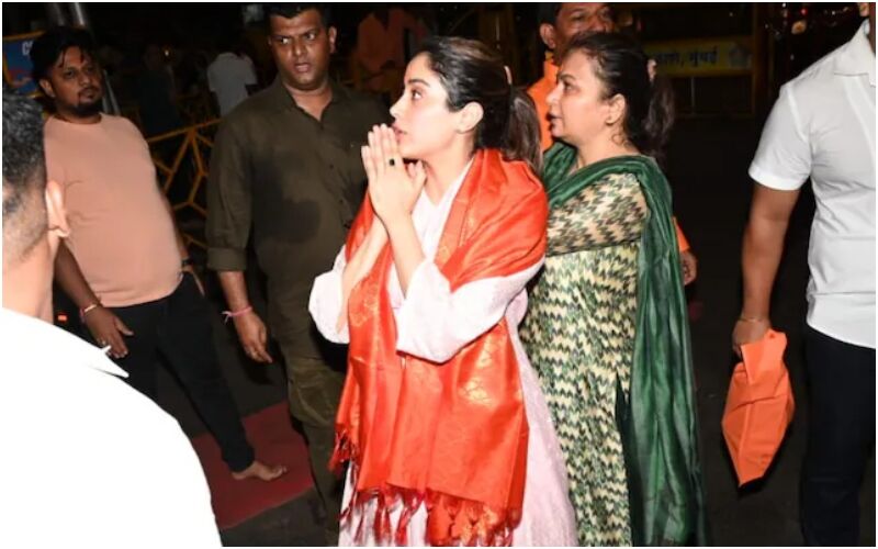 Gudi Padwa: Janhvi Kapoor Walks Barefoot To Siddhivinayak Temple On The Auspicious Occasion Of Hindu New Year 2024