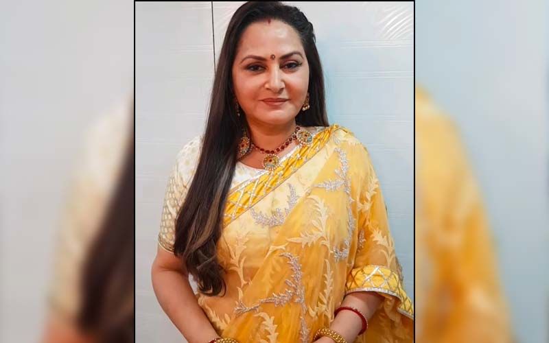 Indian Idol 12: Jaya Prada Dances On Her Hit Song 'Mujhe Naulakha Manga De  Re'; Veteran Actress Brings Homemade Rasam Rice For THIS Contestant - WATCH