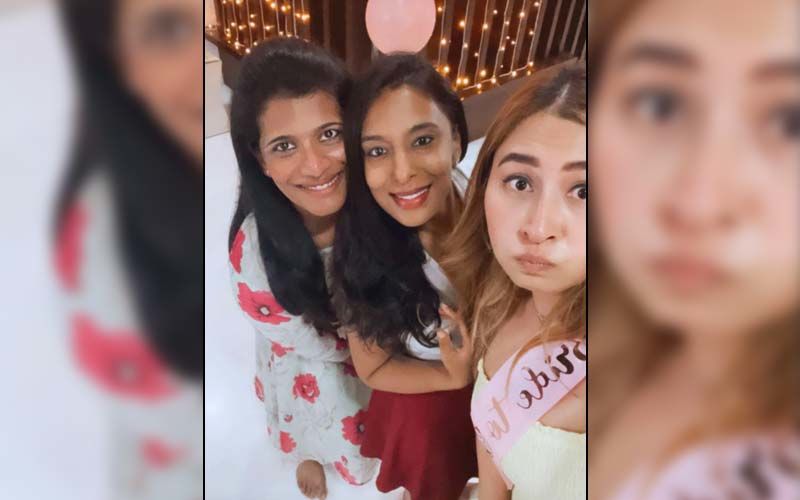Ahead Of Her Wedding With Vishnu Vishal, Jwala Gutta's Friends Throw Her A Bridal Shower; Badminton Champ Looks Beautiful In A Yellow Outfit