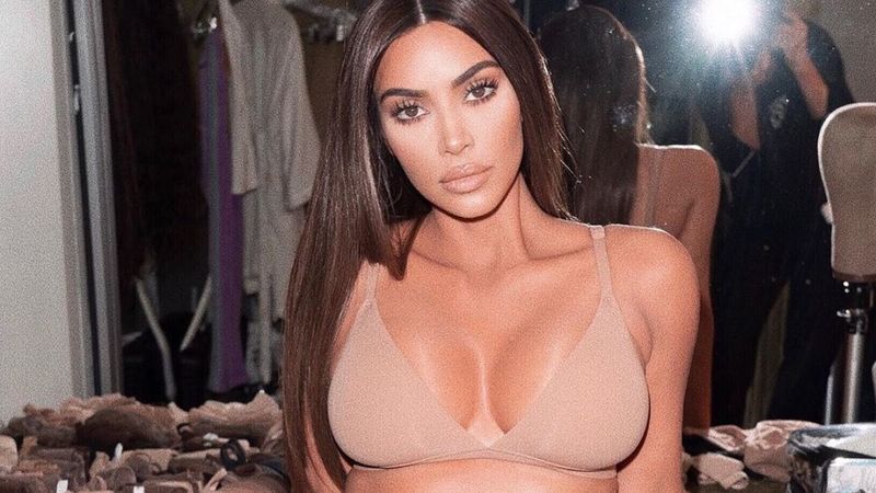 Kim Kardashian's Mexican Vacation: Stunner Shows Off Them Curves In A Thong-Bikini – PICS