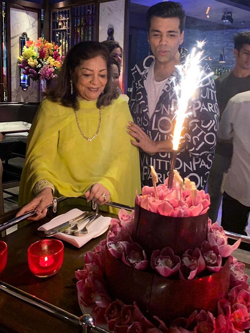 Pin by Shamsher Singh on karan | Birthday, Beautiful birthday cakes, Happy  birthday video