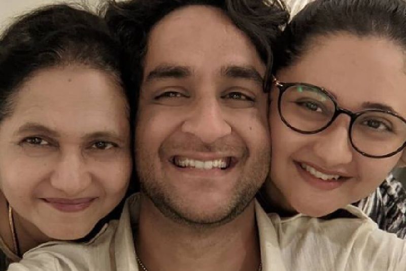 Bigg Boss 14: Vikas Gupta Meets Rashami Desai And Her Mother Post Eviction; Calls It A Bond Of 'Unconditional Love'  - PICS