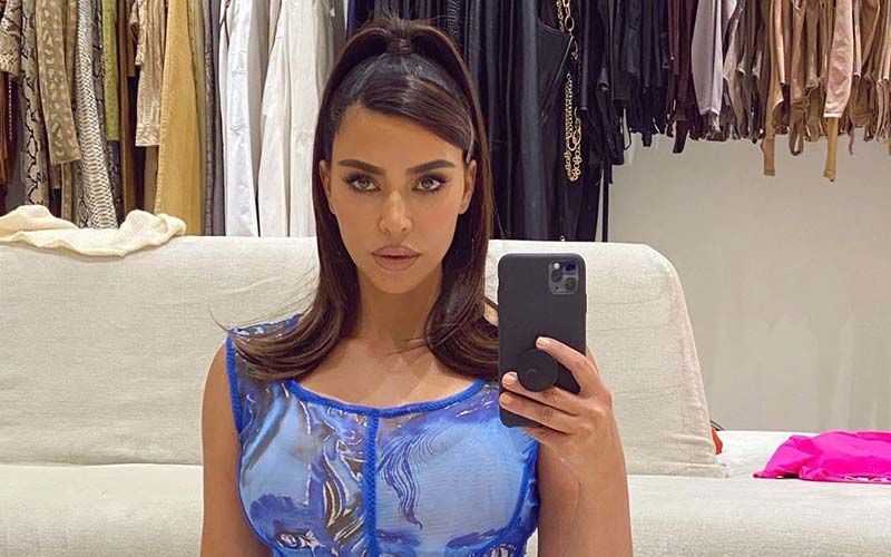 Kim Kardashian Birthday Special: Five Pictures That Prove She Is The Queen Of Mirror Selfies
