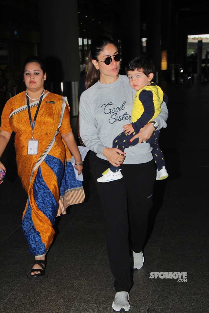 Kareena Kapoor Walks Out Of The Airport With Taimur In Her Arms