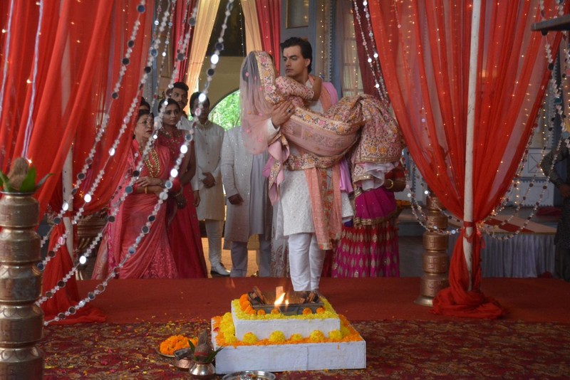 Kartik Marries Naira