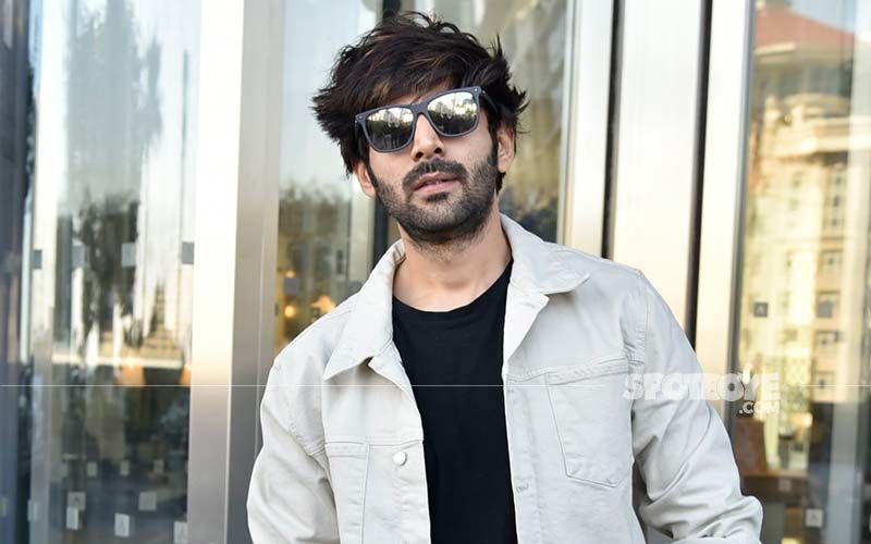 Kartik Aaryan Travels In Economy Class, Actor’s Flight Journey Becomes Meet And Greet Session- VIRAL VIDEO INSIDE