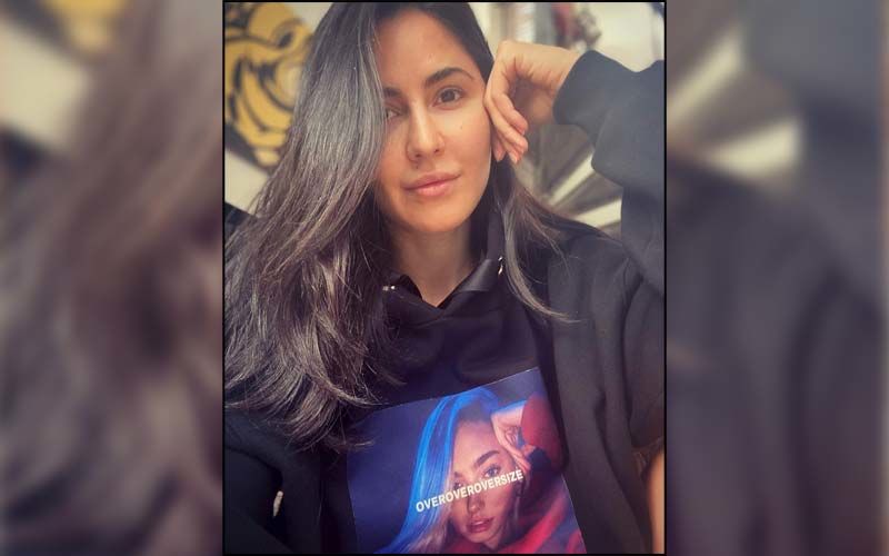 COVID-19 Positive Katrina Kaif Gives A Sneak Peek Into Her Quarantine Day As She Flaunts Her Clear Skin In No Makeup Selfie; Says 'Just Me For Company'
