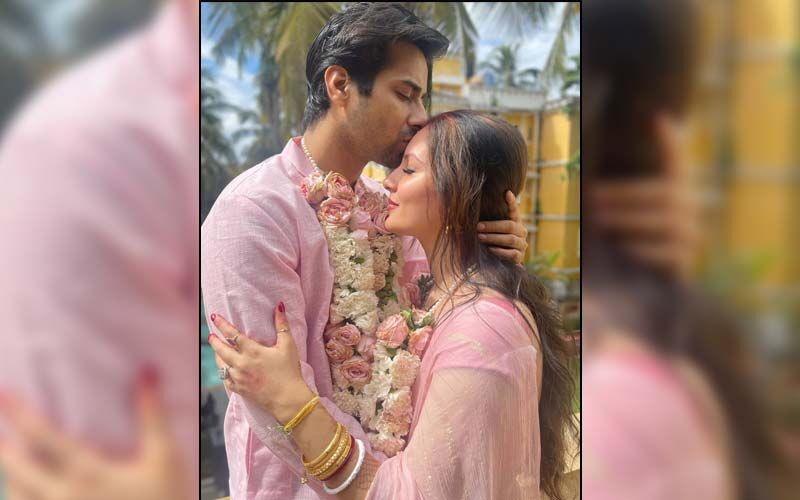 CONGRATULATIONS! Puja Banerjee Ties The Knot With Kunal Verma; Couple Twins In Pink -See PICS From Goa
