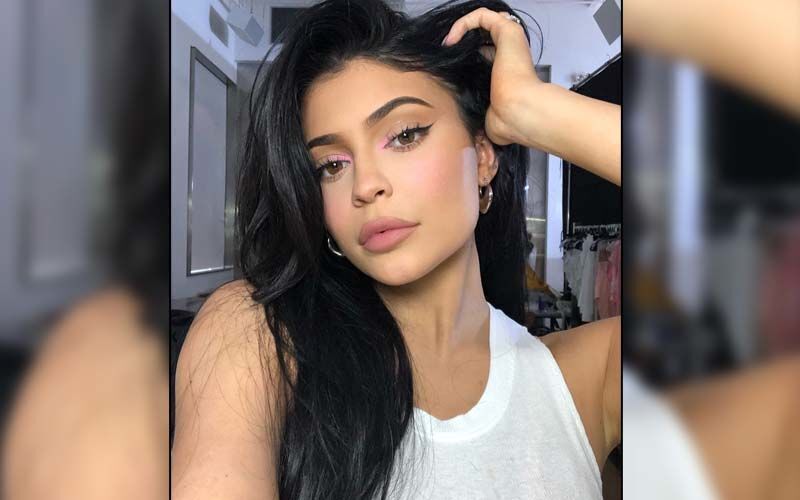 Kylie Jenner Sizzles In Bikini Again After Dropping 40lbs In Just 12 Weeks Following Birth Of Second Child-SEE PICS!
