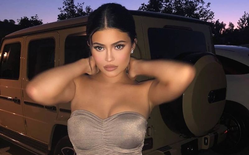 Kylie Jenner Earns THIS Whooping Amount From Each Social Media Post! Grabs SECOND Stop Among Celebrity Influencers-REPORTS!