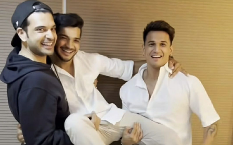 Prince Narula-Karan Kundrra Lift Up Munawar Faruqui And Hug After His Stand Up Show; Fans Love Their Bromance-See VIDEO