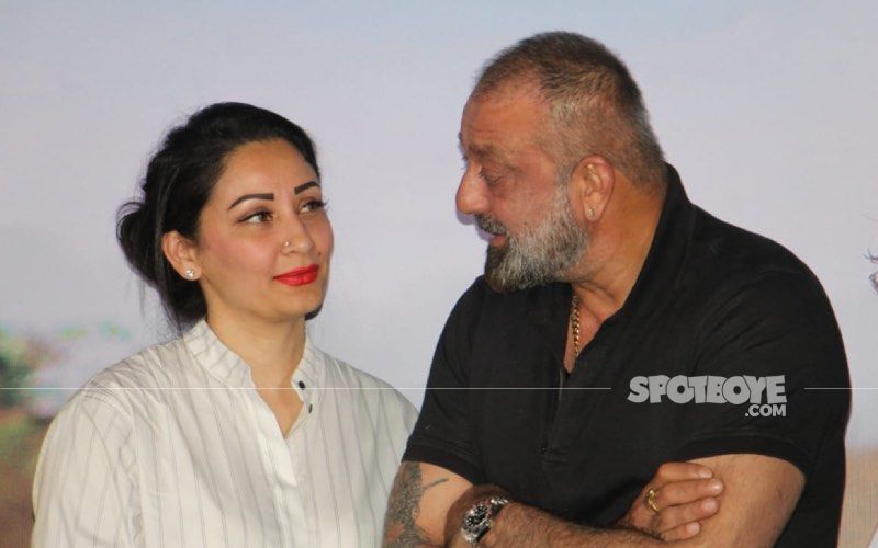 After Sanjay Dutt Lung Cancer Diagnosis, Wife Maanayata Dutt Returns To Mumbai Who Was Stuck In Dubai Due To COVID-19