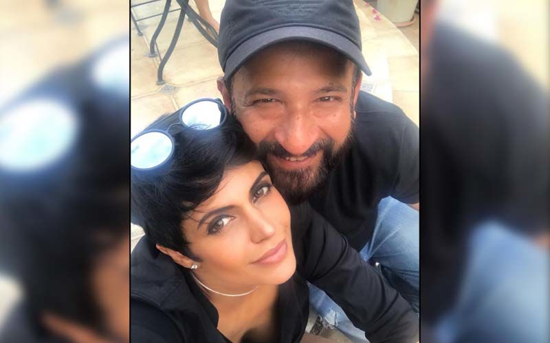 Mandira Bedi Pens A Heartwarming Note As She Remembers Late Husband Raj Kaushal On His Birth Anniversary; Says, 'We Miss You And Hope That You Are Watching Us'