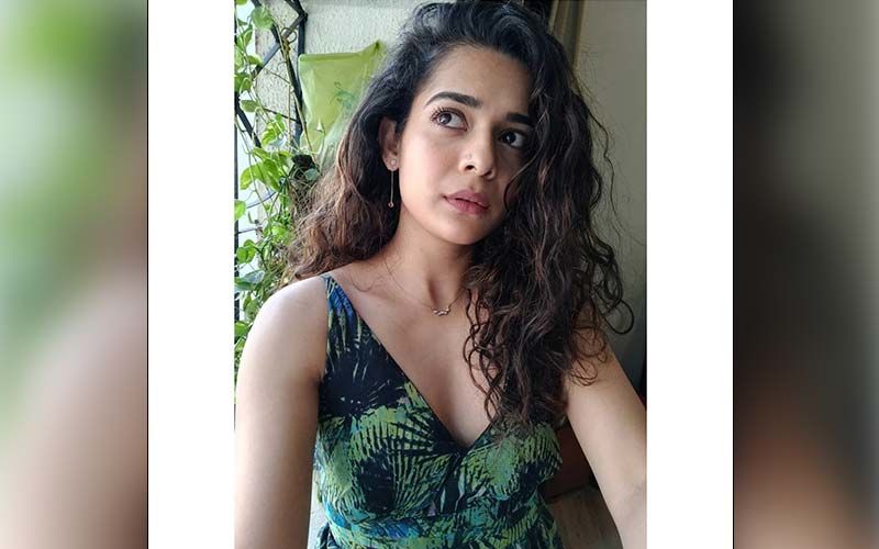 ‘Karwaan’ and 'Little Things' Actress Mithila Palkar Unravels Her Stunning Beauty Secret